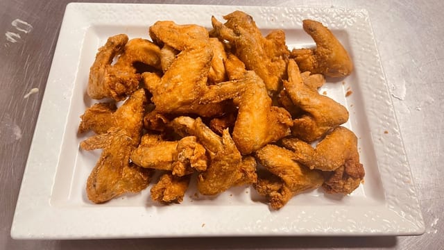 20 Wings.